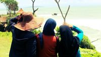 Akhir Pekan di Ciamis, Jangan Lupa ke Pantai Batu Hiu