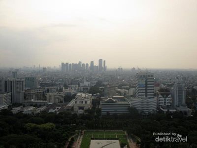 Akhir Pekan di Jakarta? Yuk ke Monas!