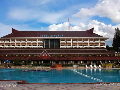 Antara Parapat dan Ambarita