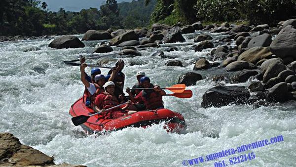 Arus Liar Sungai Bingei di Sumut, Siapa Takut!