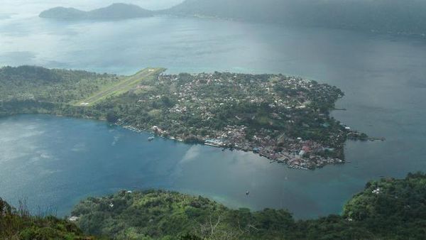 Banda Neira, Sejarah Berselimut Alam Indah