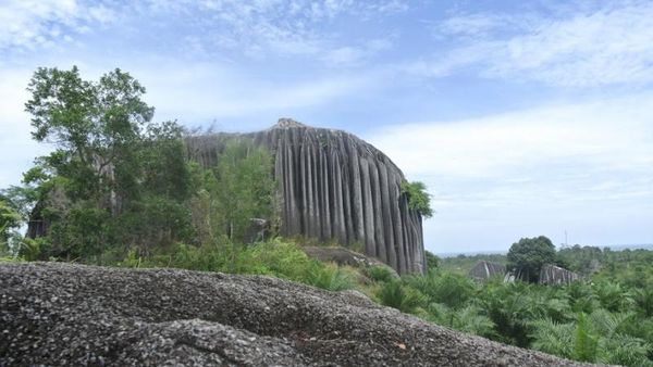 Bangka Punya Batu Berbentuk Belimbing