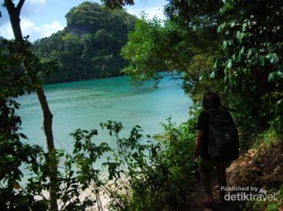 Basah-basahan di Pulau Sempu, Segar!