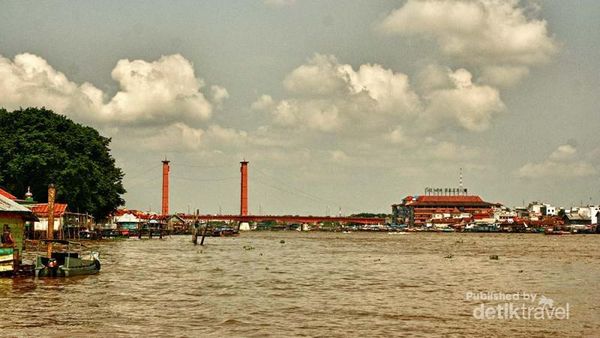 Begini Asyiknya Jelajah Sungai Musi