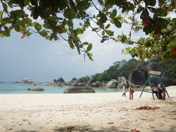 Belitung, Tempat Liburan yang Terjangkau