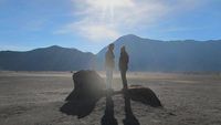 Berdua Denganmu di Bromo, Romantis!