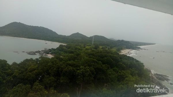 Berikat, Pantai Cantik di Timur Bangka