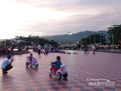 Berkunjung ke Sulsel, Jangan Lewatkan Pantai Seruni