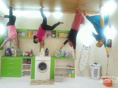 Berpose Terbalik di Upside Down World Bali