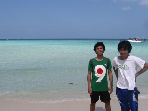 Bikini Seksi dan Karimunjawa