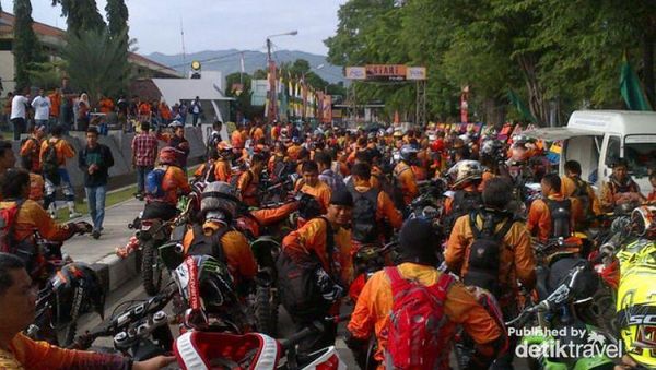 Bruum! Naik Motor Trail di Pedalaman Aceh