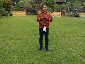 Bukan di Bali, Ini di Kaki Gunung Salak