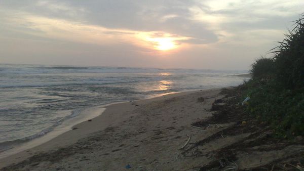 Bukan Santolo, Tapi Sayang Heulang!