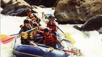 Byurr! Serunya Arung Jeram di Sungai Citarik