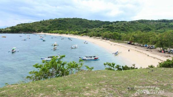 Candu di Pulau Lombok: Pantai Pink