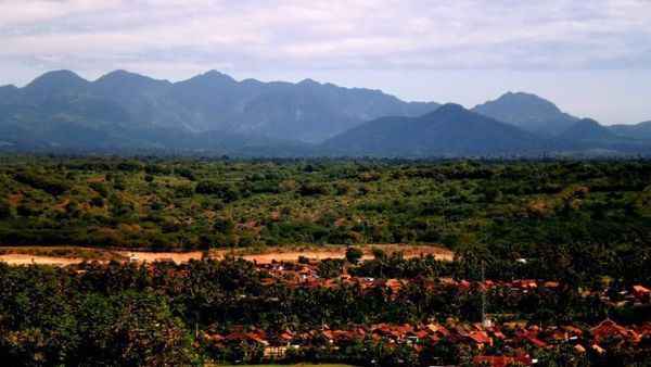 Cantiknya Kota Sumbawa Besar, Tak Kalah dengan Lombok