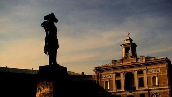 Cantiknya Taman Pavlov di St Petersburg, Rusia