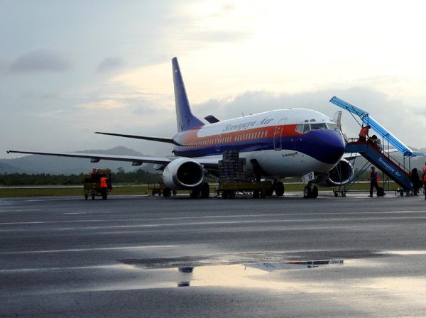 Danau Kaolin di Belitong, Bagai Cermin Raksasa!