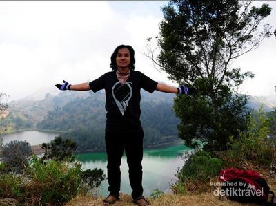 Danau Telaga Warna di Dieng, Cantiknya Mana Tahan!