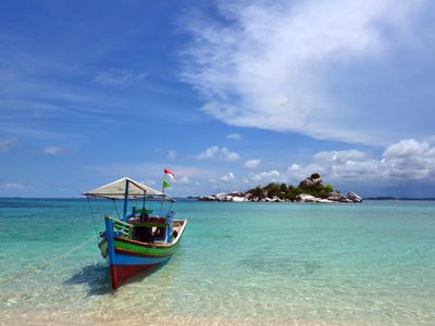 Di Dalam Bangka Belitung