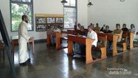 Di Masa Lalu, Beskap Jadi Seragam Para Calon Dokter