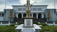 Foto: Arca Emas dan Sisa Kejayaan Kesultanan Kutai