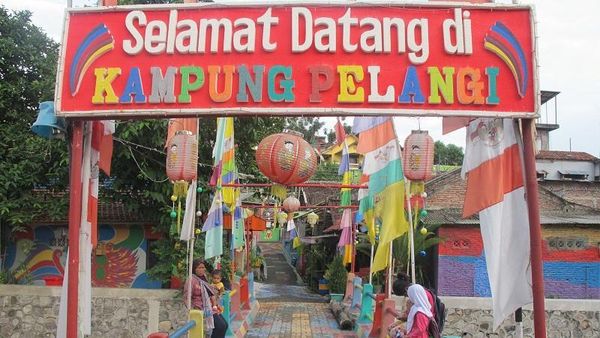 Foto: Cantiknya Kampung Pelangi di Semarang