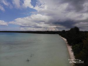 Foto Drone: Pantai Cantik Jelita di Kepulauan Kei