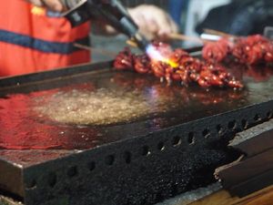 Foto: Wisata Kuliner Pasar Semawis yang Menggoyang Lidah