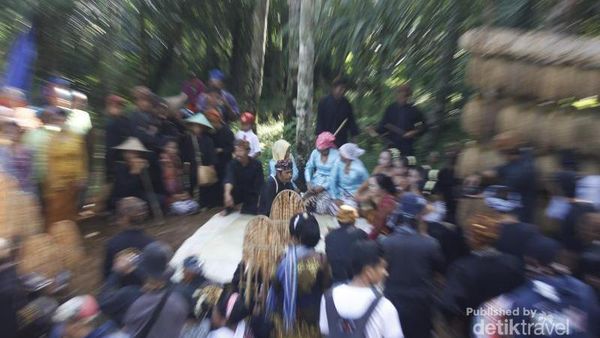 Harus Datang! Upacara Seren Taun di Sukabumi