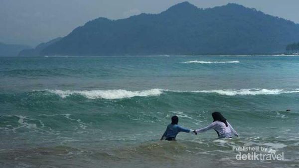 Hunting Foto di Ujung Barat Indonesia, Yuk ke Pantai Lhoknga