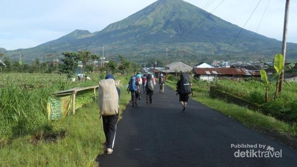 Indahnya Gunung Sumbing, Saudara Kembarnya Gunung Sindoro