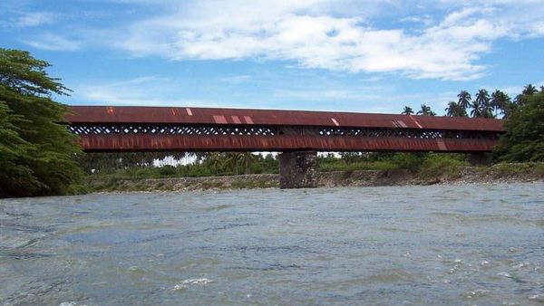 Indonesia Punya Jembatan Beratap di Banggai, Sulteng