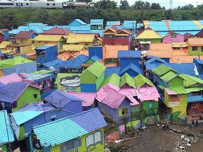 Ini Dia Kampung Warna-warni di Malang