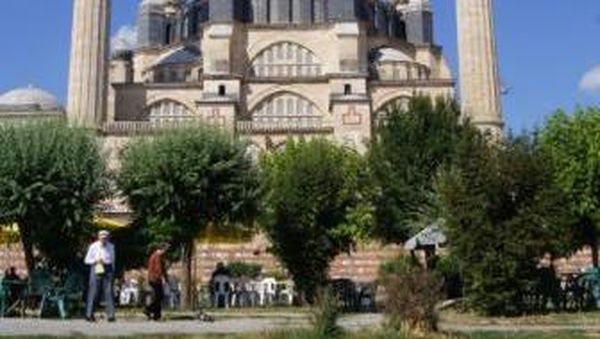 Ini Pemandangan Eksotis di Kota Perbatasan Asia Tengah