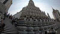 Intip Ruangan di Wat Arun yang Sering Dilewatkan