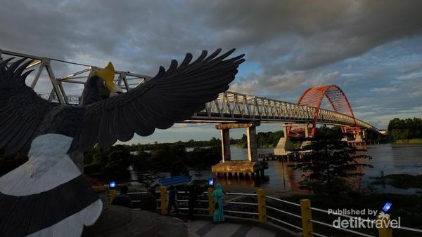 Kahayan, Jembatan Ikonik di Palangkaraya