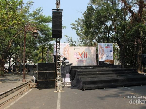 Karnaval Kostum Unik di Solo Batik Carnival