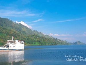 Keindahan Danau Toba yang Tak Lekang Waktu