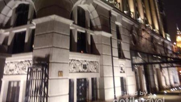 Keindahan Malam di Shanghai Bund