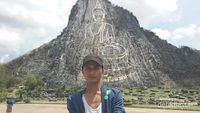 Kemegahan Laser Buddha dari Thailand
