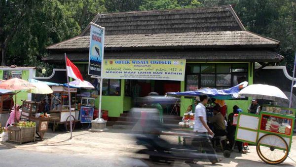 Kolam Cigugur, Kolam Terapi Ikan di Kuningan, Jawa Barat