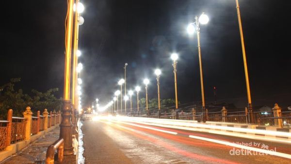 Kota Padang di Malam Hari, Syahdu Ya!