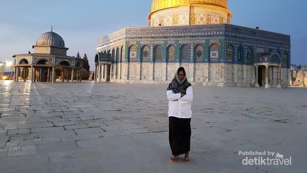Lebih Dekat dengan Bangunan Islam Tertua Dunia