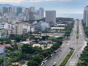 Lebih Dekat dengan Jembatan Naga dari Vietnam