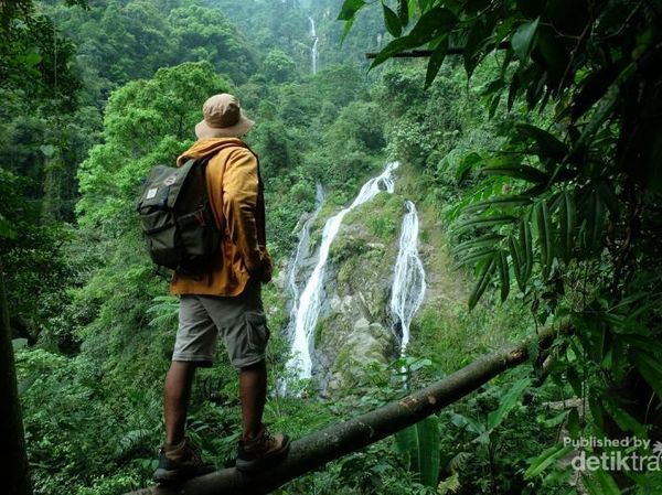Liburan di Sekitar Jakarta, Coba ke Air Terjun Cibadak Bogor