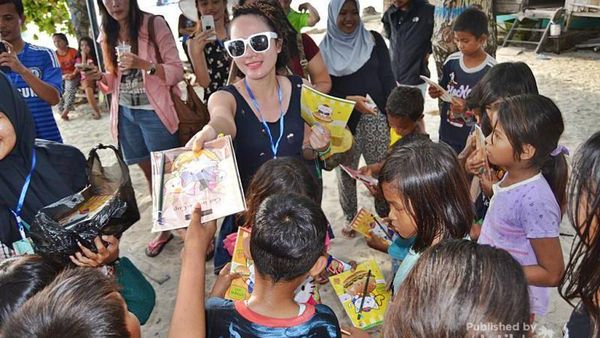 Liburan Sambil Bakti Sosial, Bisa!