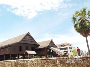 Long Weekend, Cobain Wisata Sejarah di Makassar