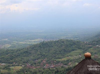 Mau Nikmati Sunrise di Magelang? Ini Spotnya!