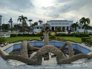 Melihat Aktivitas Suku Dayak di Masa Lampau